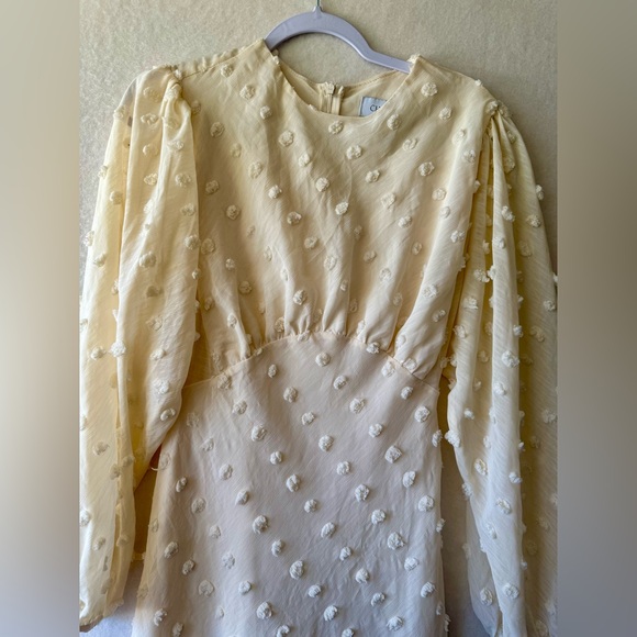 Chicwish Cream Swiss Dot Long Sleeve Midi Dress Size M Cottagecore Romantic - Picture 3 of 5